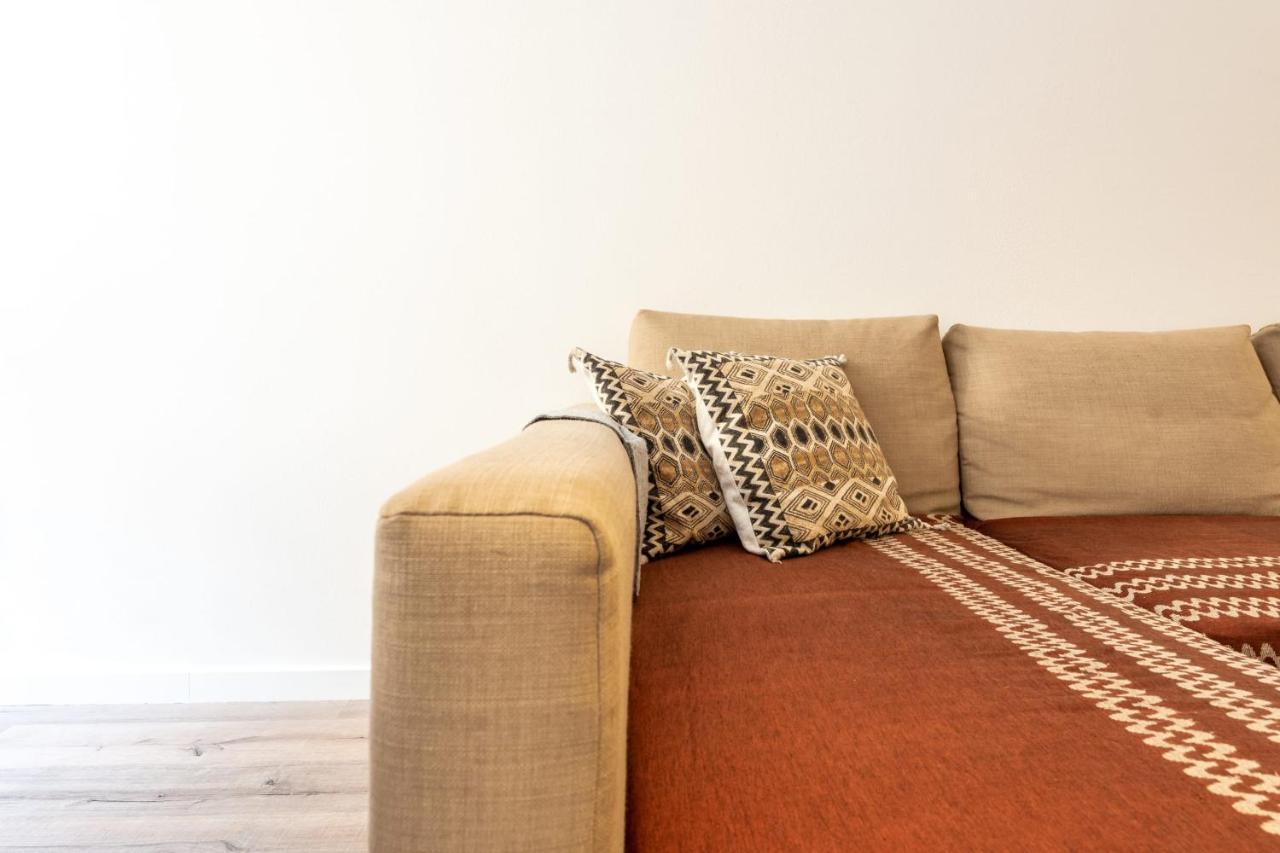 Appartement Guestready - Minimalist Downtown Apt With Terrace à Carcavelos  Extérieur photo